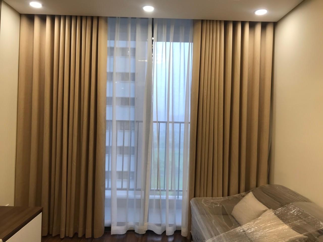 RÈM VẢI BÓNG NHẸ VÂN NHẸ